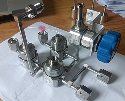 Finished orbital weld assembly 7